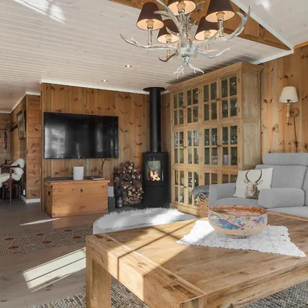 Lirypa - Badstu & Jacuzzi - Svaenlia - 60 Min Osl Guest house *