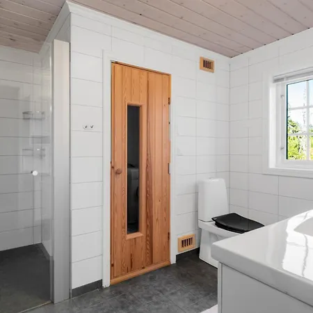 Lirypa - Badstu & Jacuzzi - Svaenlia - 60 Min Osl Guest house Loten
